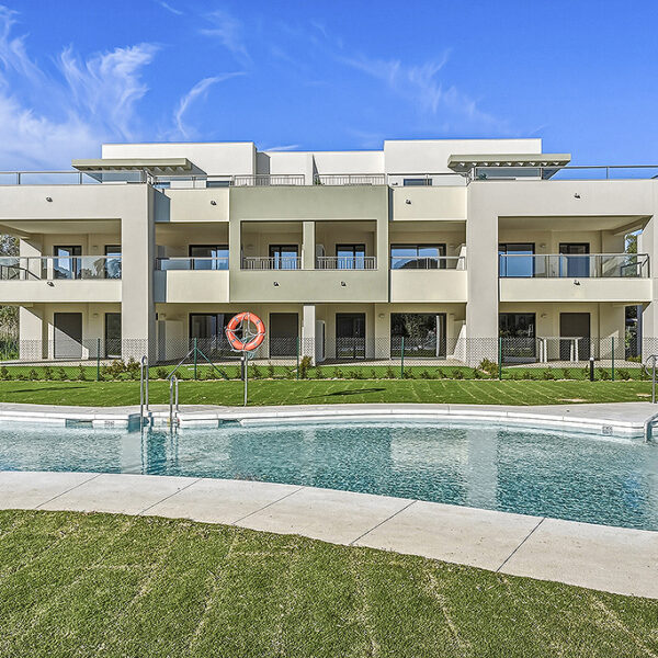 REAL ESTATE PORTFOLIO By EFEIGHT DOTCOM 40
