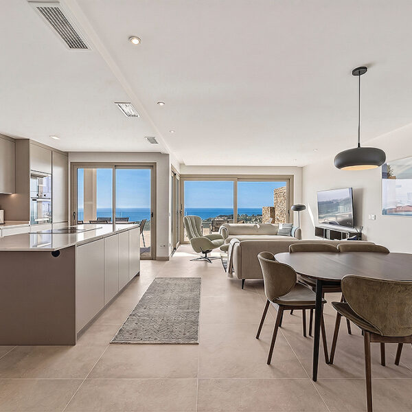 REAL ESTATE PORTFOLIO By EFEIGHT DOTCOM 66