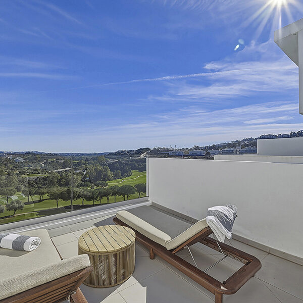 REAL ESTATE PORTFOLIO By EFEIGHT DOTCOM 96